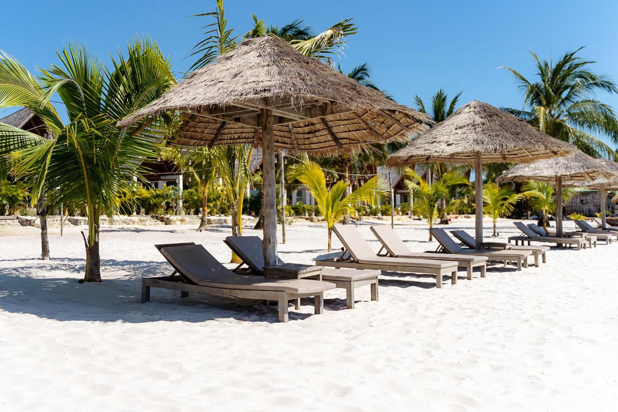 Golden Beach Resort Sok San Village Екстер'єр фото