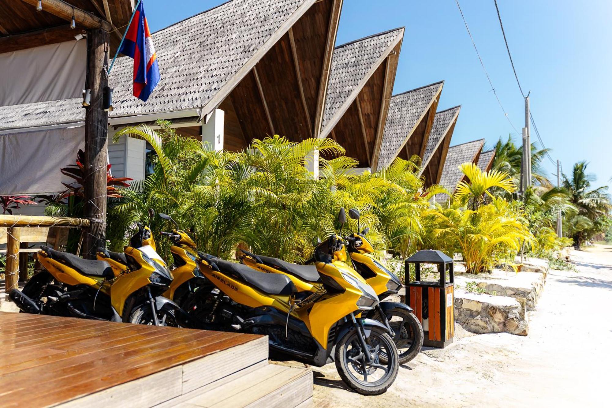 Golden Beach Resort Sok San Village Екстер'єр фото