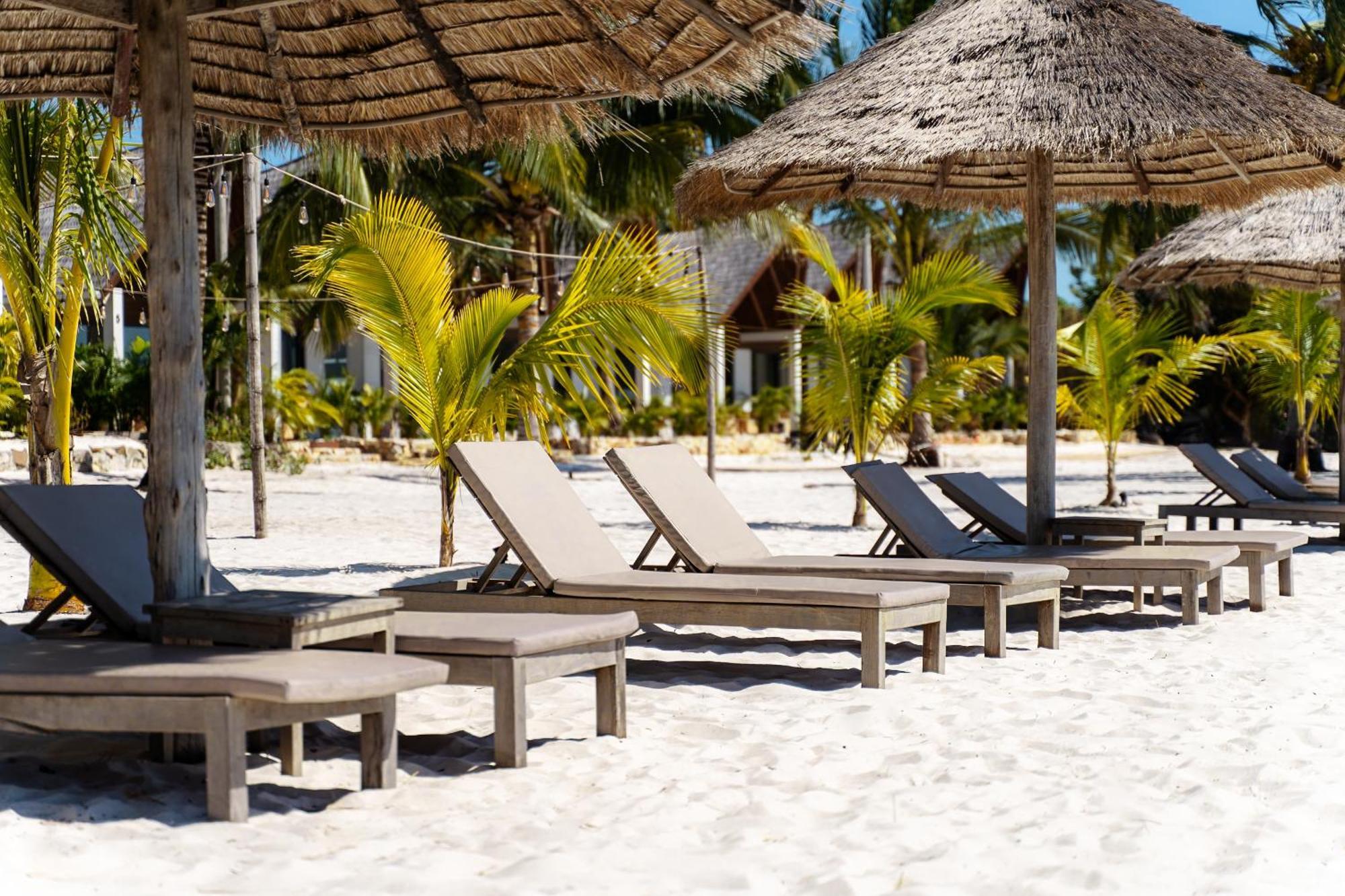 Golden Beach Resort Sok San Village Екстер'єр фото