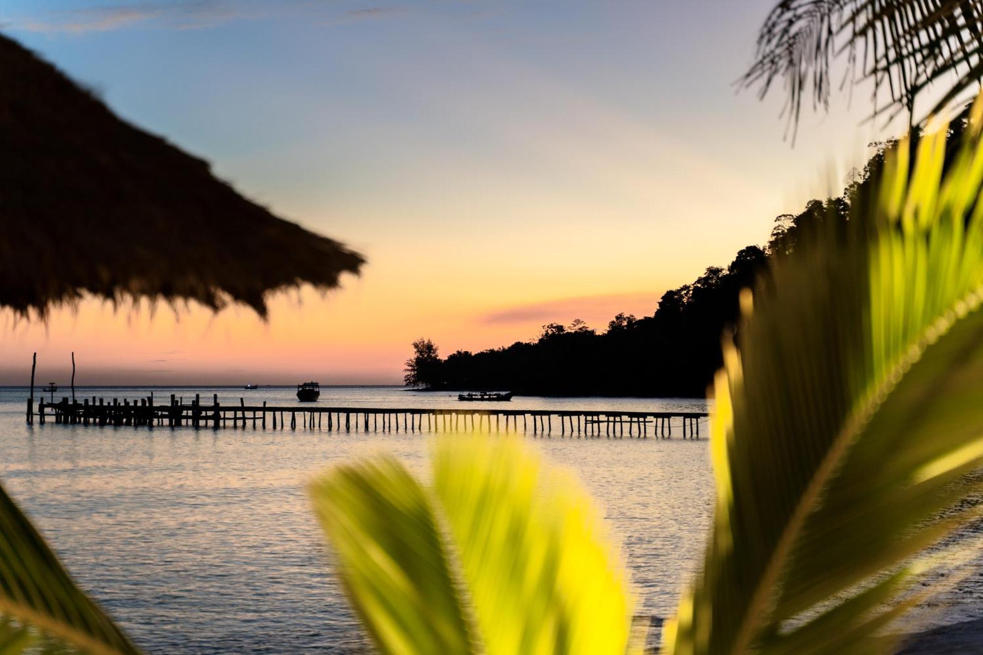 Golden Beach Resort Sok San Village Екстер'єр фото