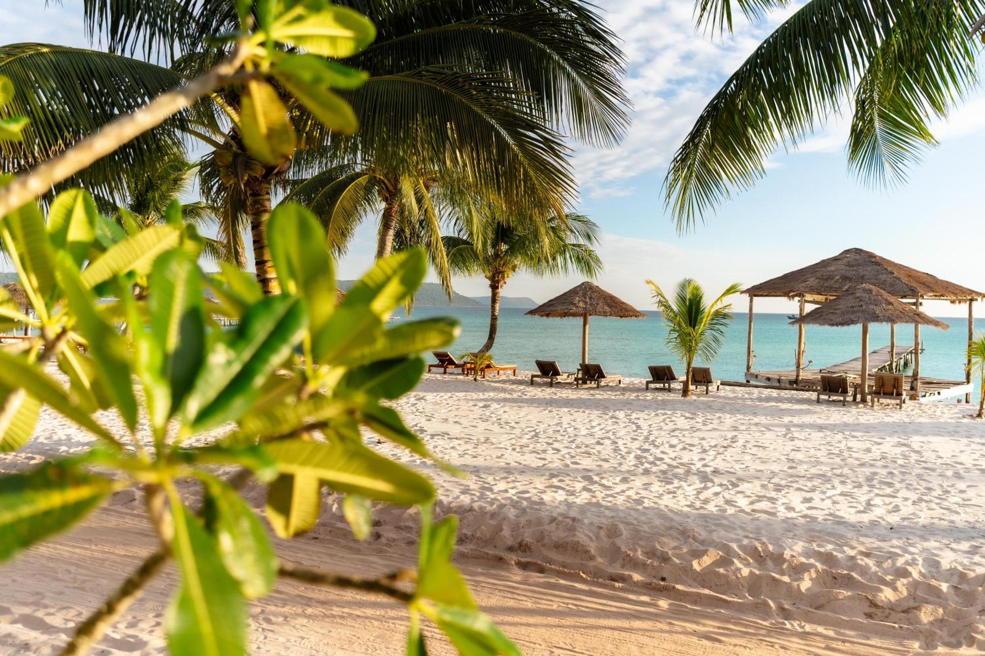Golden Beach Resort Sok San Village Екстер'єр фото